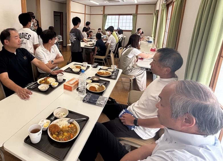 ひまわり食堂