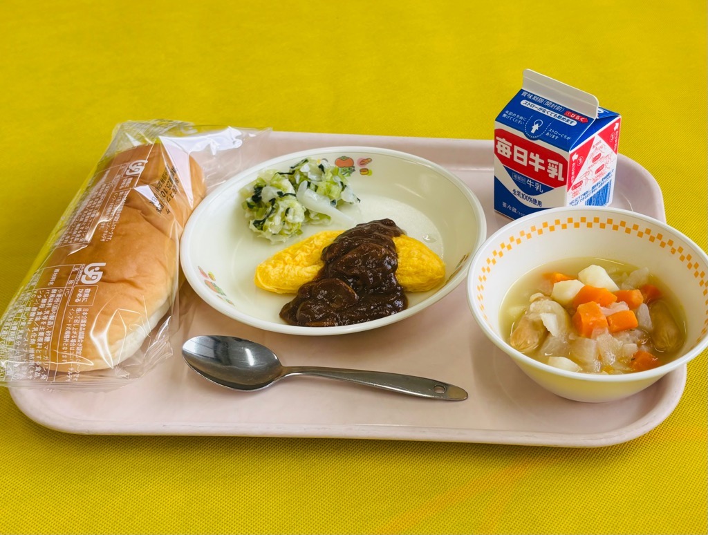 はしオムデミグラスソース