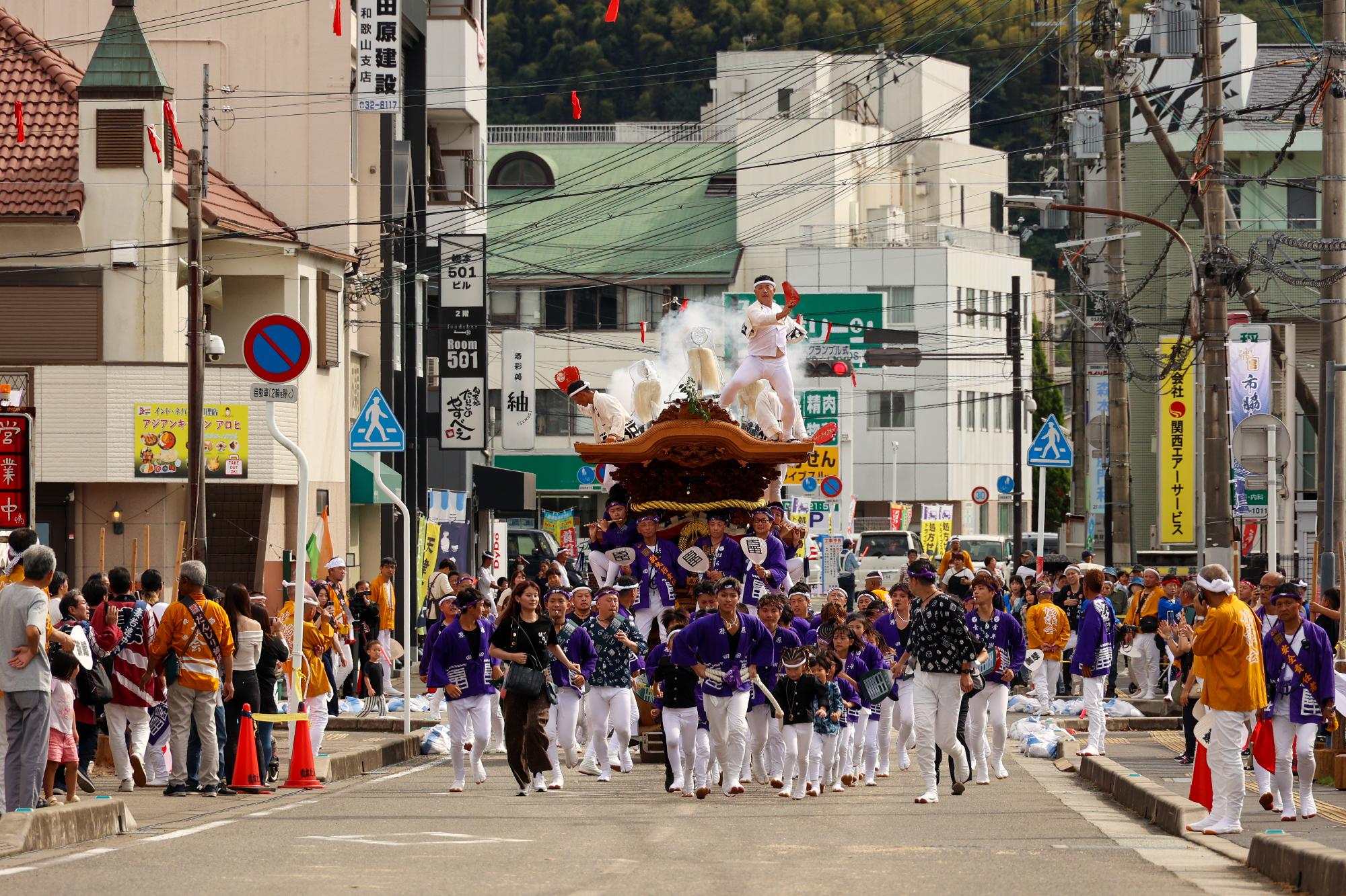 秋祭りだんじりパレード
