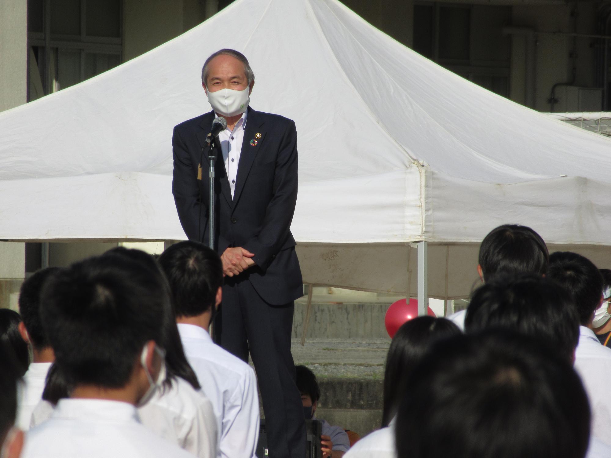 橋本中央中学校バルーンリリース