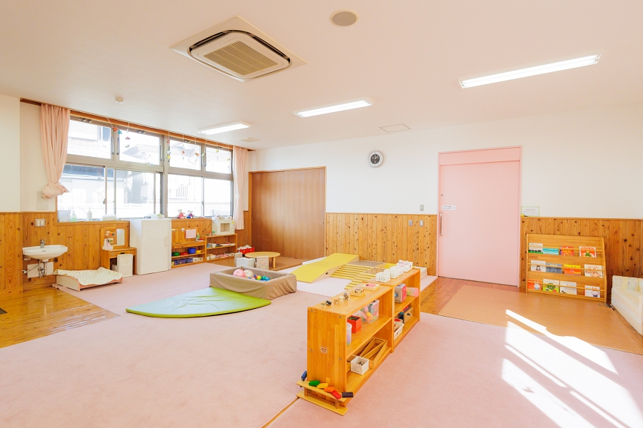 子育て支援センター「キオラクラブ」の内観