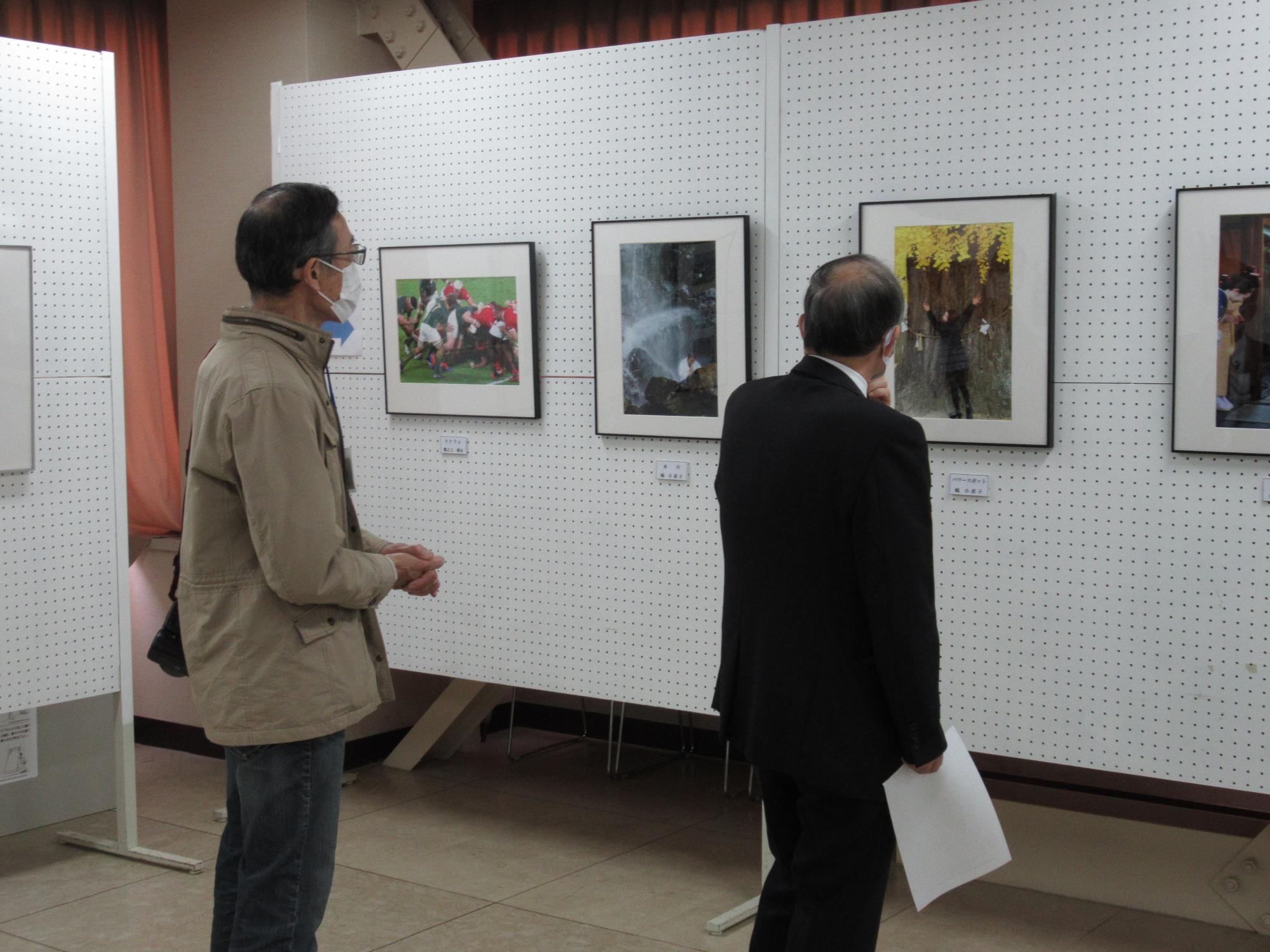 いきいき学園写真クラブ展見学