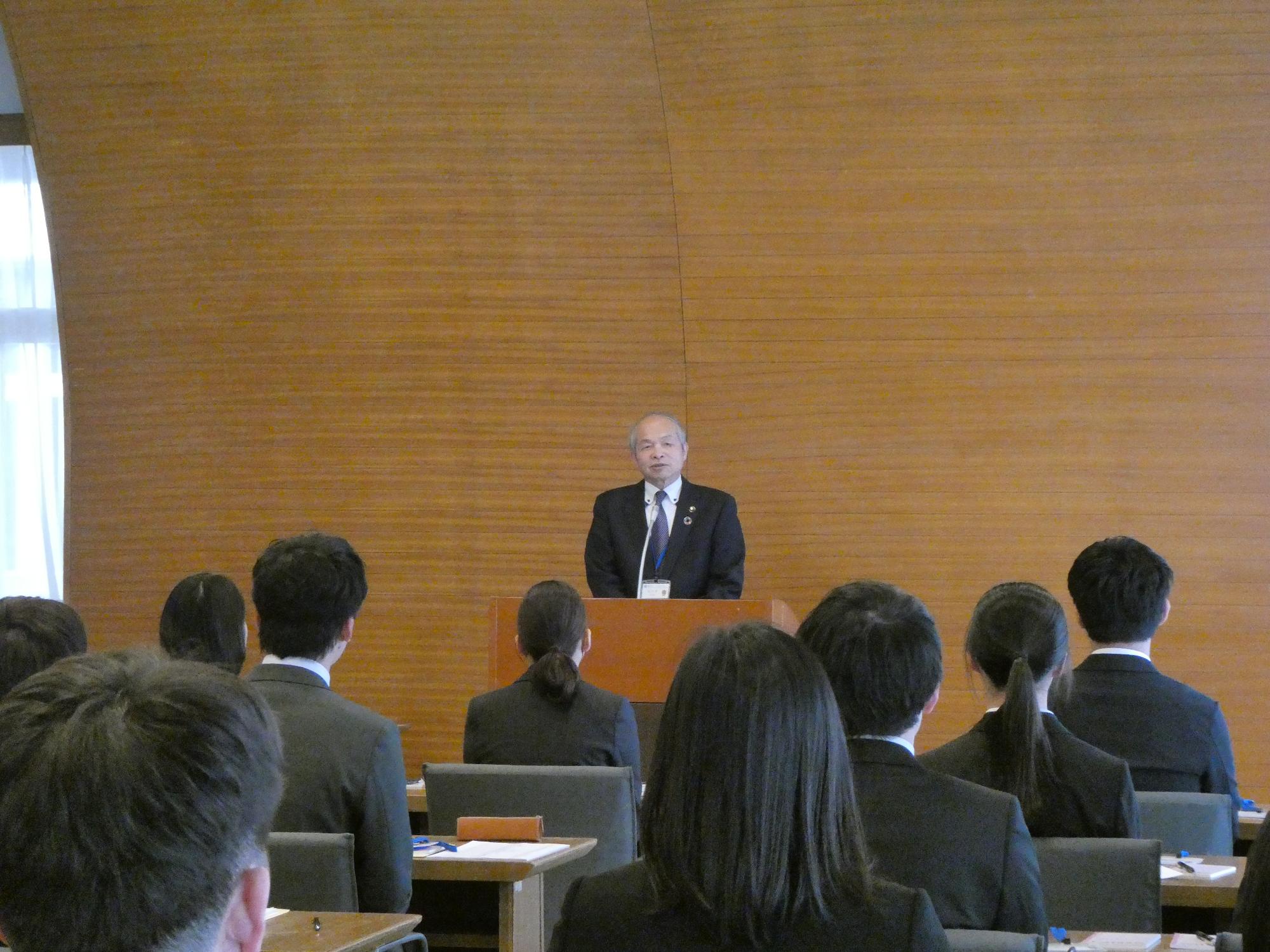 令和7年度 新規採用職員発令・訓示