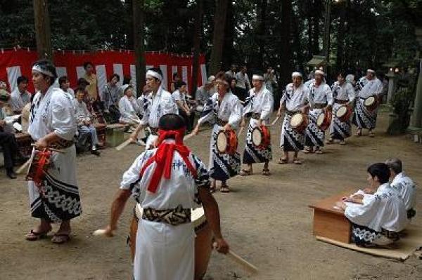 嵯峨谷の神踊り